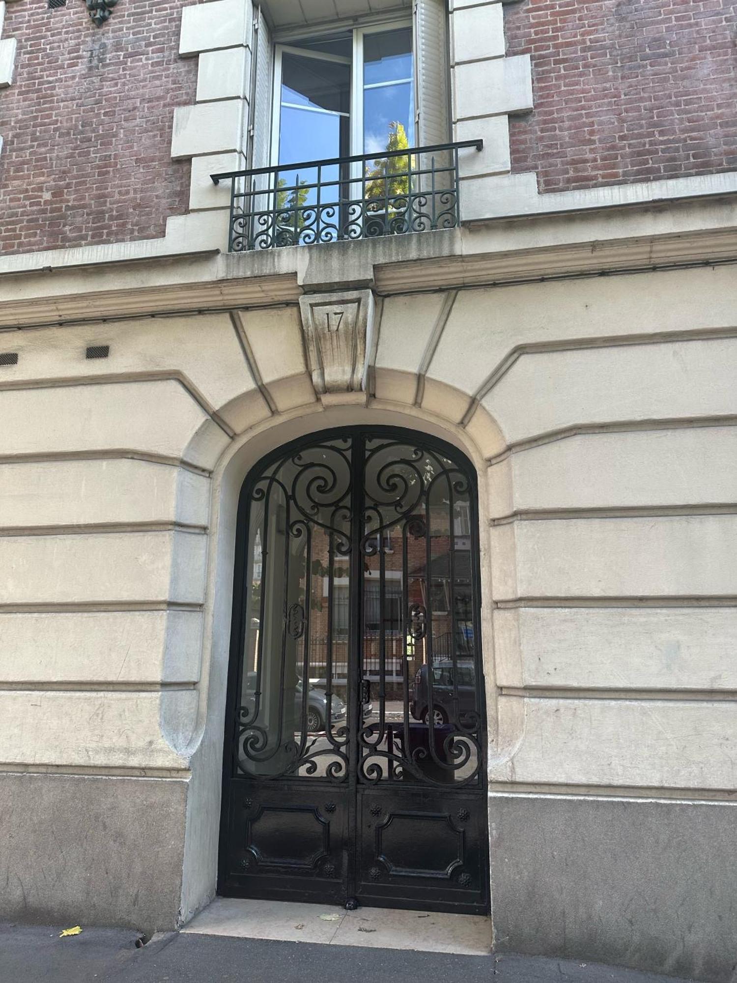 Proche Paris, Gare Rer C A 2 Min A Pieds, Notre Dame A 15Min, Parking Prive Et Traveller Awards 2025 Apartment Choisy-le-Roi Bagian luar foto